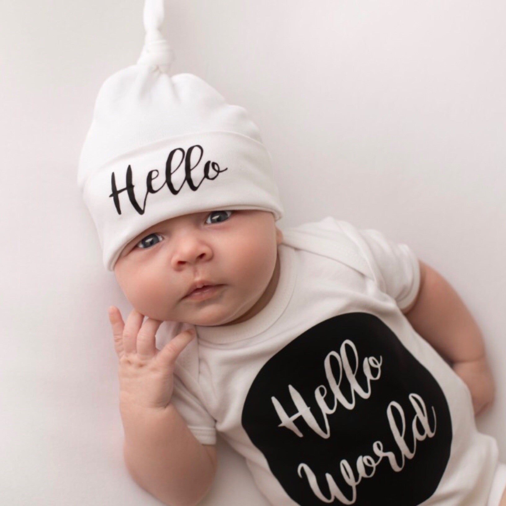 Unisex Hello World Baby Vest and Hat Set - Image 4